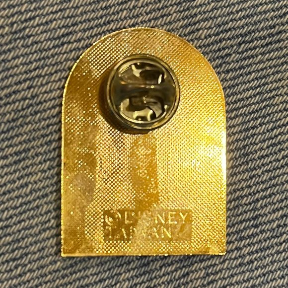 Disney Pin with Coca~Cola  ~ Adventureland ~ Vintage 1986 - Picture 2 of 2